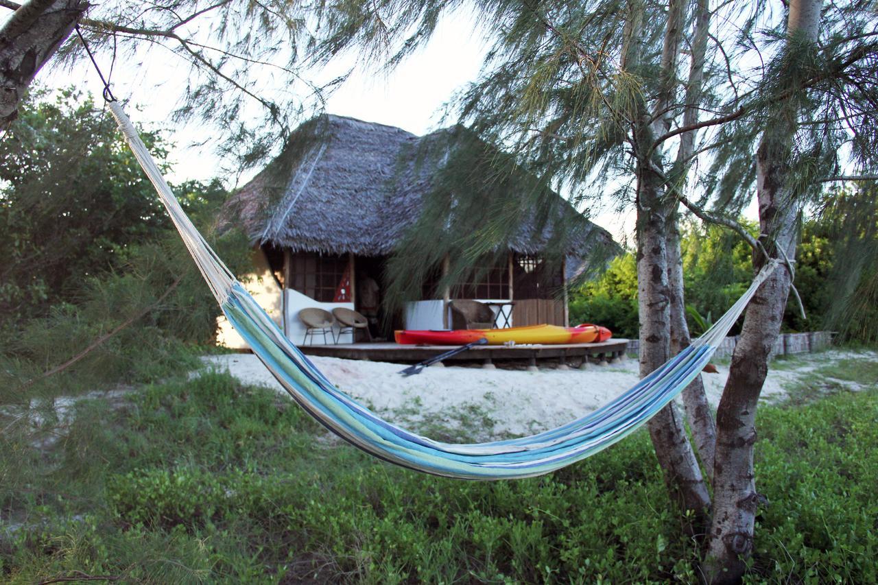 Nzuwa Lodge ペンバ エクステリア 写真