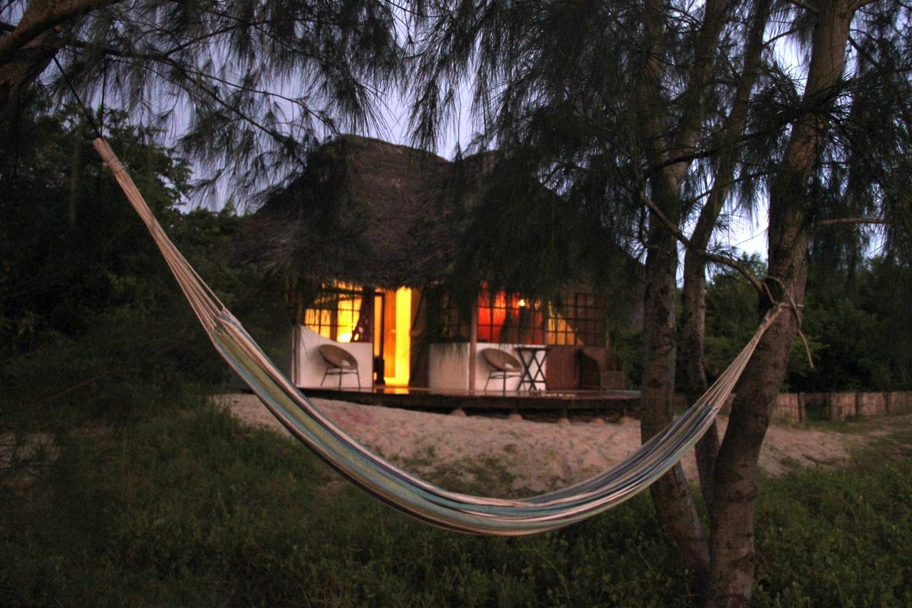 Nzuwa Lodge ペンバ エクステリア 写真